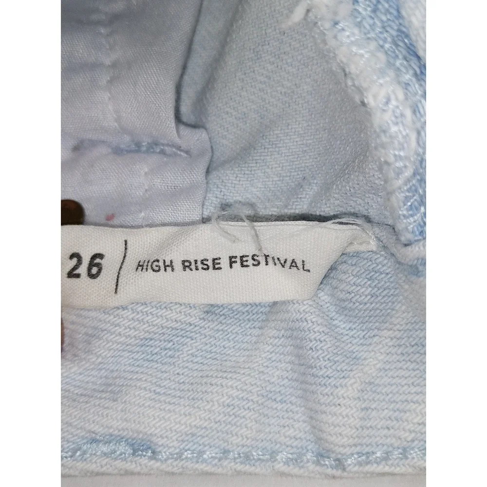 PacSun‎ High Rise Festival Denim Shorts Size 26 Light Wash Distressed Cutoff